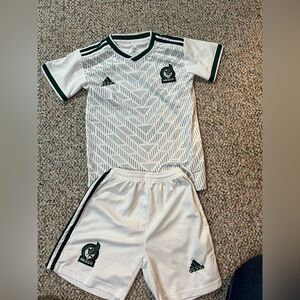 Adidas Mexico Kids Soccer Jersey Set - White and Green